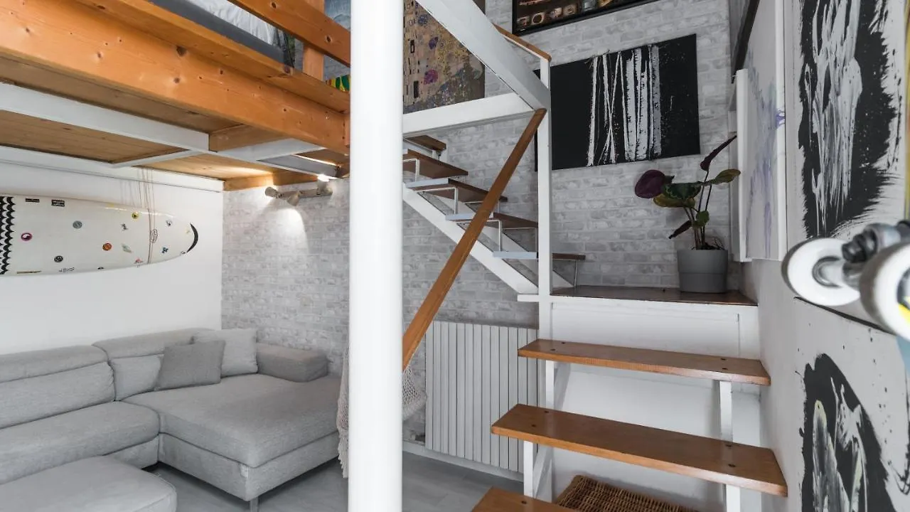 Binda 10 - Ms 2 Nt Apartment Milan Italy