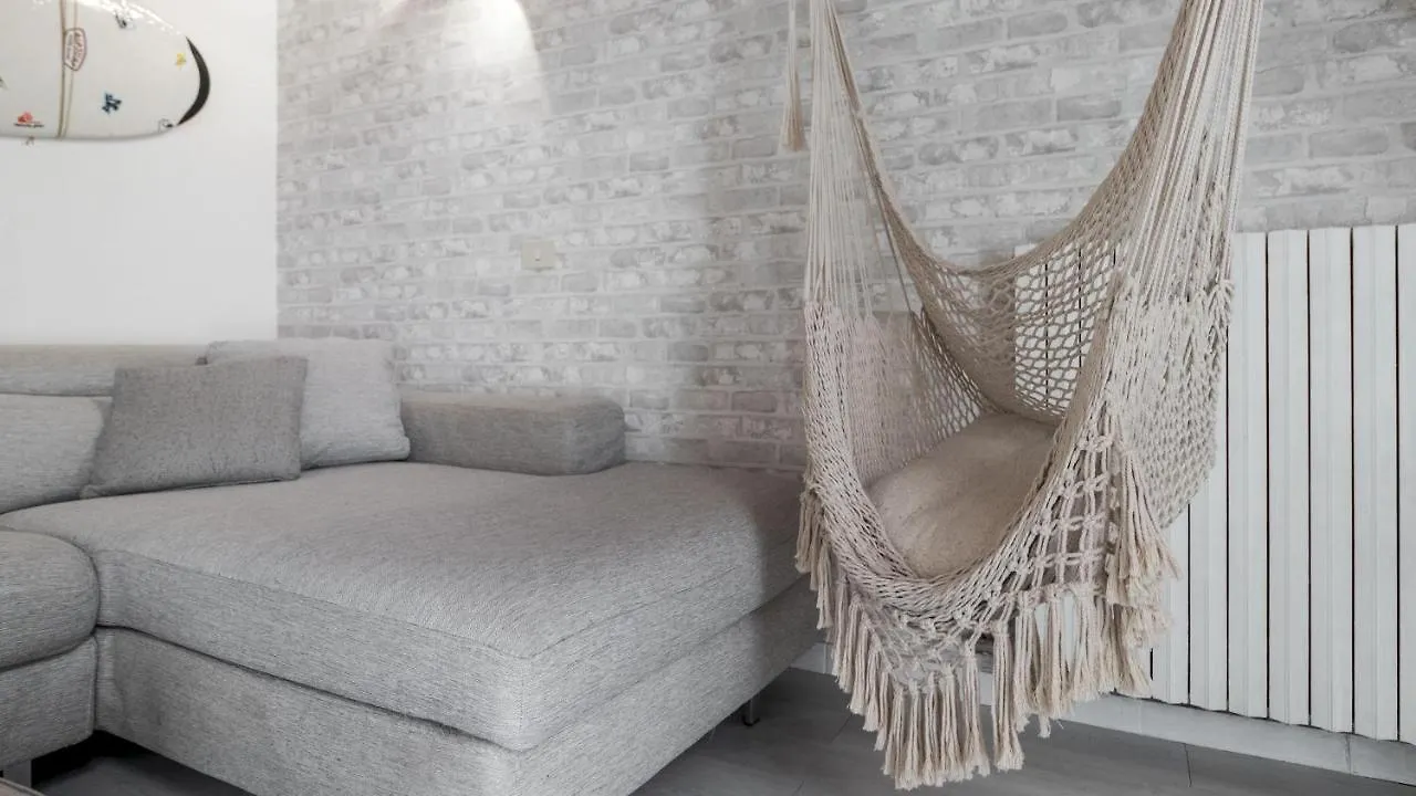 Binda 10 - Ms 2 Nt Apartment Milan Italy