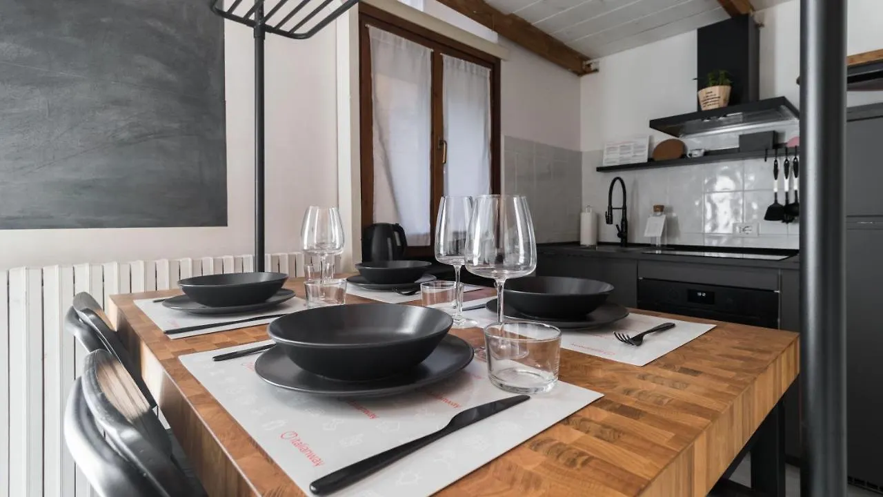 Binda 10 - Ms 2 Nt Apartment Milan 0*,  Italy